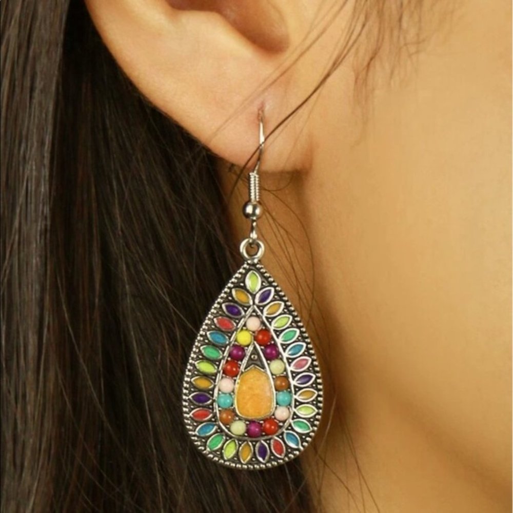 🦩SALE PICK 4 for $20- Trendy BOHO Multi-color Earrings